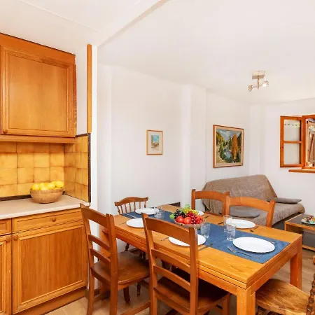 Pla Ermita Isard By Interhome